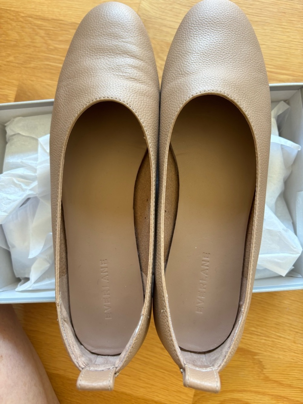 Everlane The Day Glove Tan Leather Ballet Flats Pristine size 9.5